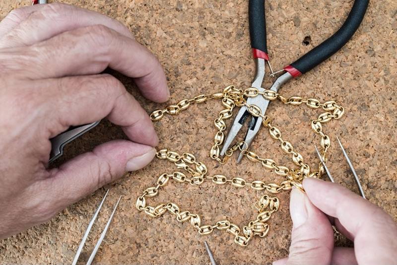 Expert Chain & Clasp Repair for Your Precious Jewelry